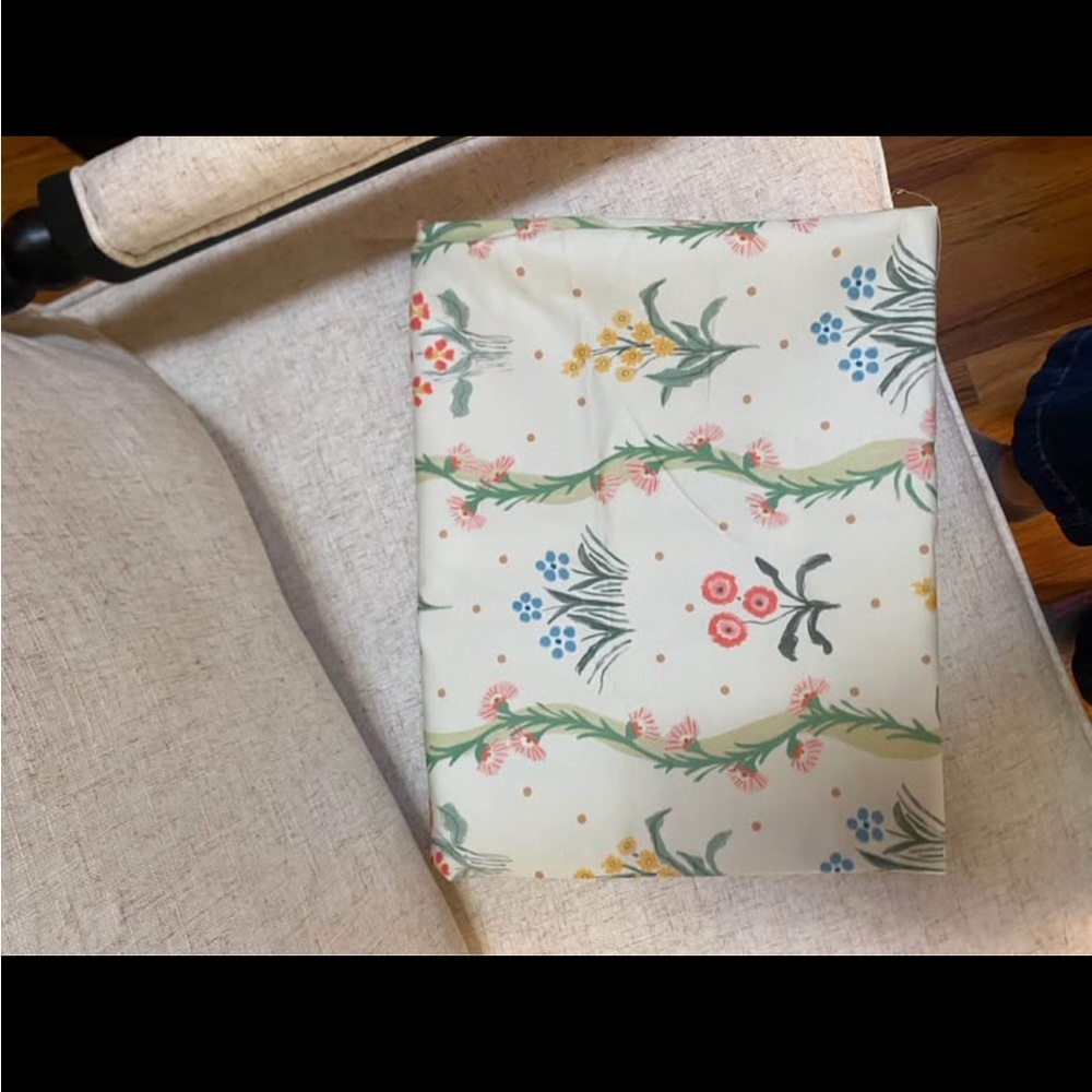 Lulie Wallace “Lucy” print fabric, 1 yard